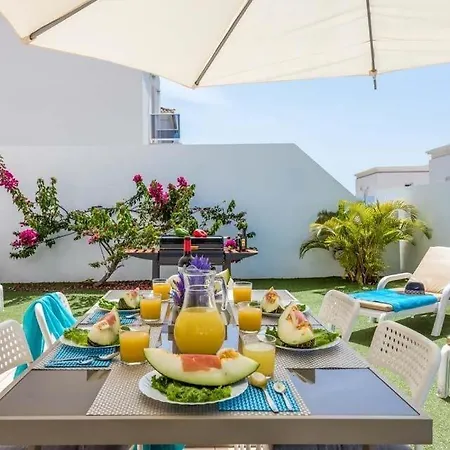 Playa De Fanabe Sleeps 8 Pool Air Con Wifi Vila *