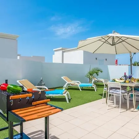 Playa De Fanabe Sleeps 8 Pool Air Con Wifi Vila *