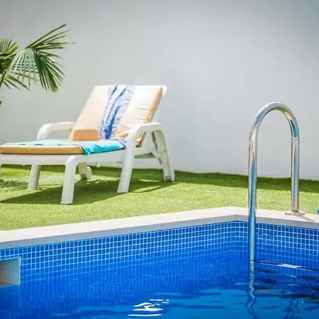 Playa De Fanabe Sleeps 8 Pool Air Con Wifi * アデヘ