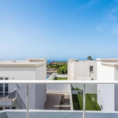 Playa De Fanabe Sleeps 8 Pool Air Con Wifi * アデヘ